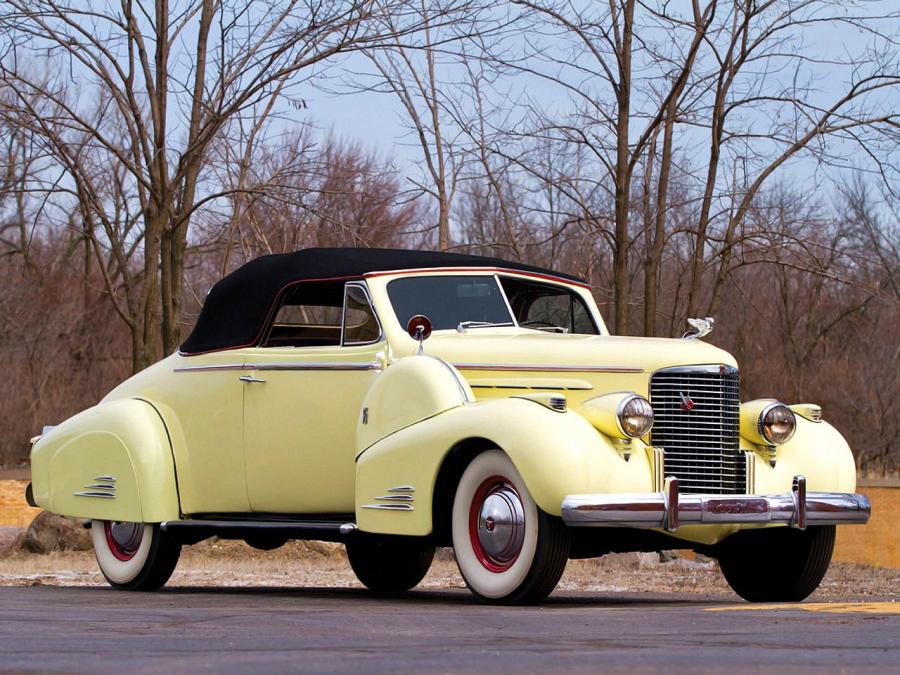  Cadillac V16 Convertible Coupe by Fleetwood 1938 года  (фото 3 из 42)